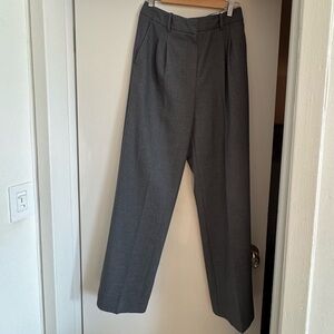 Aritzia Wilfred Effortless Pant dark Gray size 12